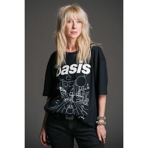 Oasis Definitely Maybe Band Tee